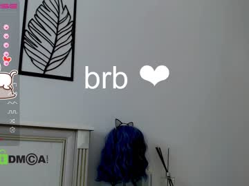 girl small_blondee image #3342613