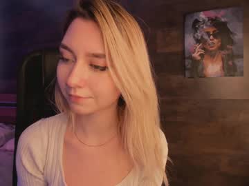 girl yolandabertha image #3314220