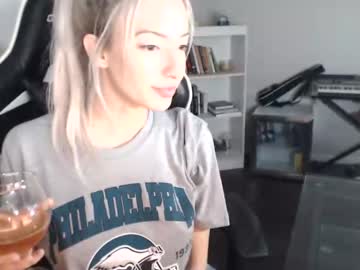 girl miss_bee image #2909144