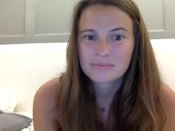 girl carolinakiss14 image #2444180