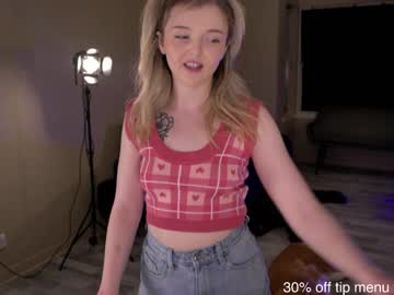 girl lucydelovely image #6412872