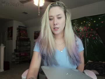 girl pr3ttyp1nkpussy image #2351556