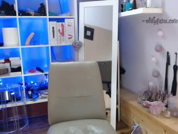 girl taralanes image #207017