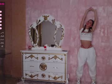 girl welcome2pleasureland image #3144806