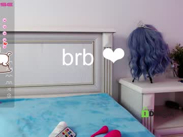 girl small_blondee image #3321079