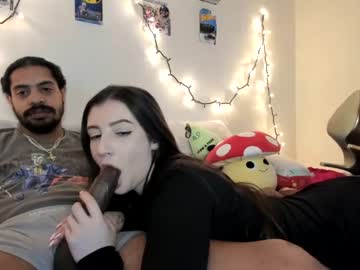 couple a_mariejuana69 image #6716565