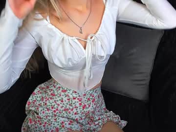 girl milablush image #5283011