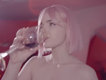 girl excitease image #3438593