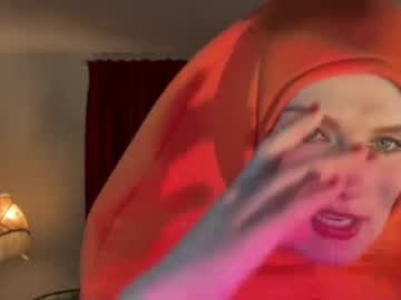 girl bigredcarrott image #4799139