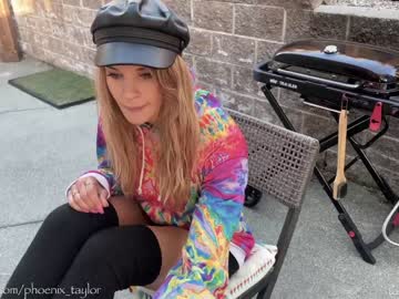 girl phoenix_taylor image #4148063