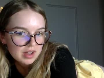 girl cherrymidnightrose image #1569626