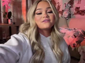 girl ari_02 image #5818771