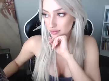 girl miss_bee image #1330253