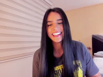 sofi_saenzz sex webcam