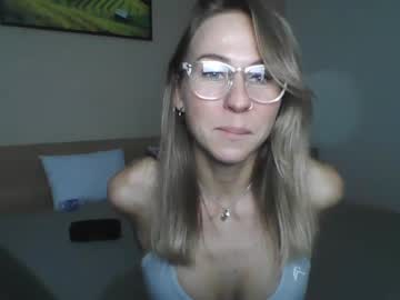 viktoriaaember sex webcam