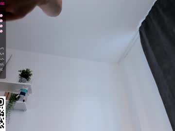 girl peek_in_my_window image #6099569