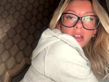 carooob sex webcam