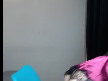 kiki_mone sex webcam