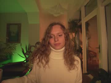 girl chillwithkira image #711856