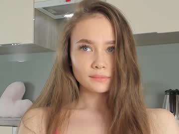 girl miaaperry image #3775774