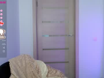 girl small_blondee image #3257071