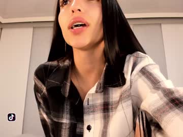 girl isabella_torres_ image #2694017