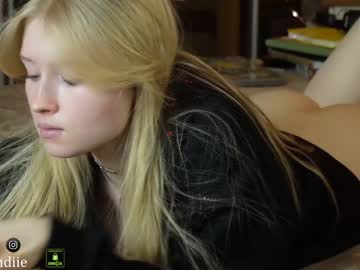 girl bestblondiiecb image #6297496