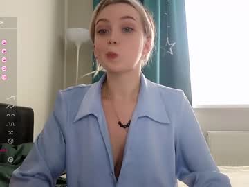 girl small_blondee image #5311650