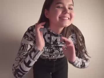 girl helenmoors image #3880575