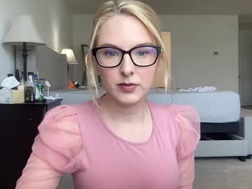 girl tpink95 image #4732613