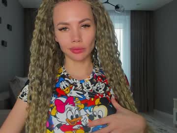 girl dontbeshybaby image #3635470