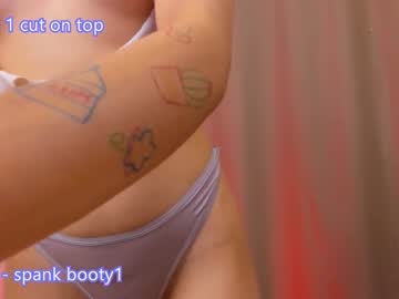 girl _levitation_ image #2747505