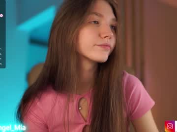 girl angels_kiss image #5499947