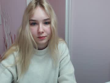 girl lila_page image #1168899