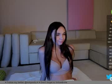 girl hollyextra image #5069979