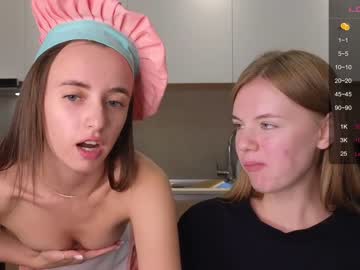 girl look_at_show image #5319572