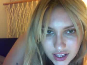 girl rubixxhex image #2610837