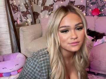 girl ari_02 image #6660984