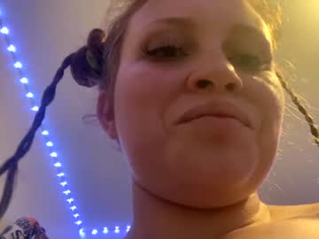 girl 1opendoor image #4204084