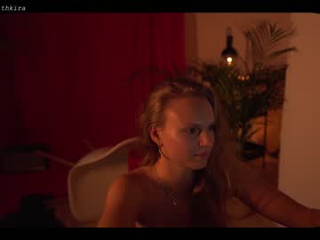 girl chillwithkira image #2321519