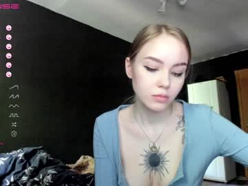 ur_sweet_lily sex webcam