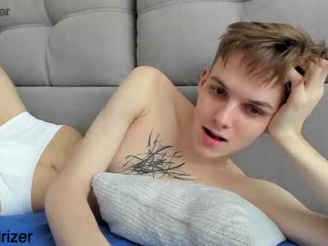 man horny_jerk_roy_prick2001 image #1613291
