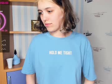 sun_like_hugs sex webcam