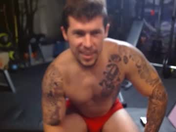 man browneyedmuscleboy32 image #5624363