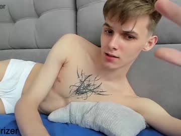 man horny_jerk_roy_prick2001 image #1613199