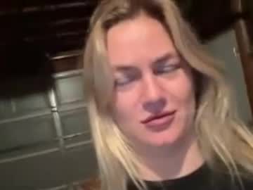 annaoftroy sex webcam
