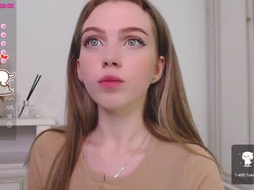 girl small_blondee image #3064883