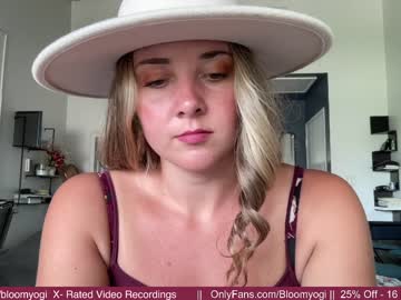 girl bloomyogi image #5141775