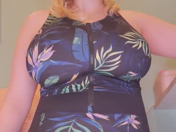 girl aveksmr image #2070564