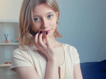 puresakura sex webcam